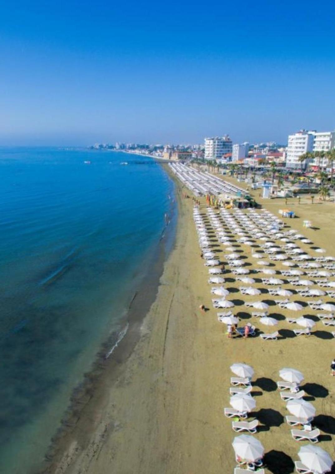 By The Way Apartment Larnaka Exterior foto