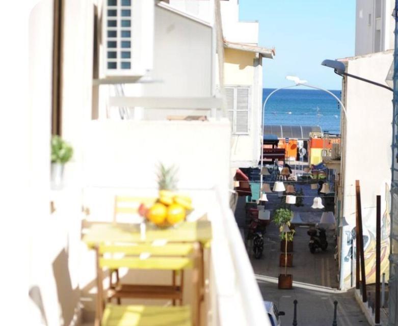 By The Way Apartment Larnaka Exterior foto
